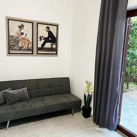 T&t Apartment