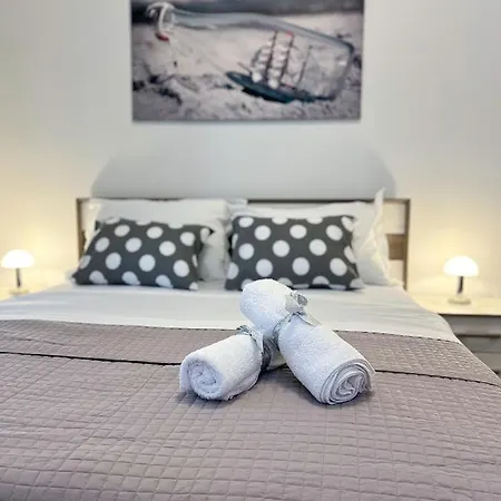 T&t Lägenhet Trogir